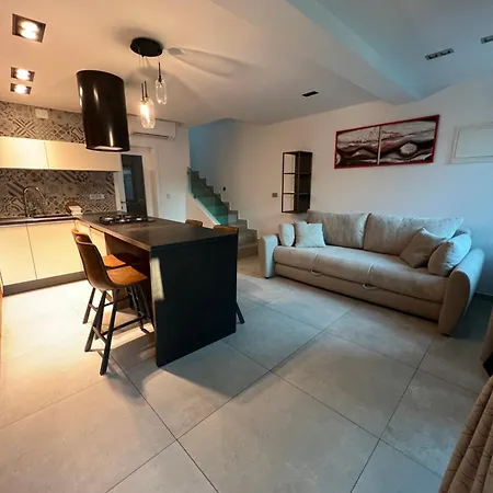 Apartament Alison