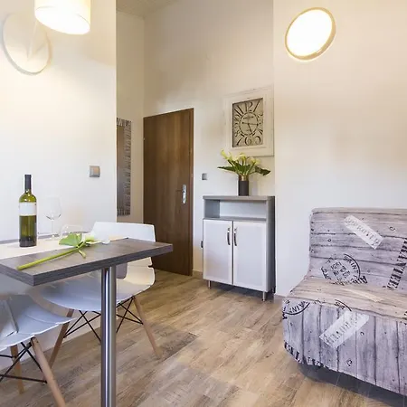 Apartman Alison Premantura