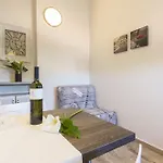 Alison Appartement Premantura