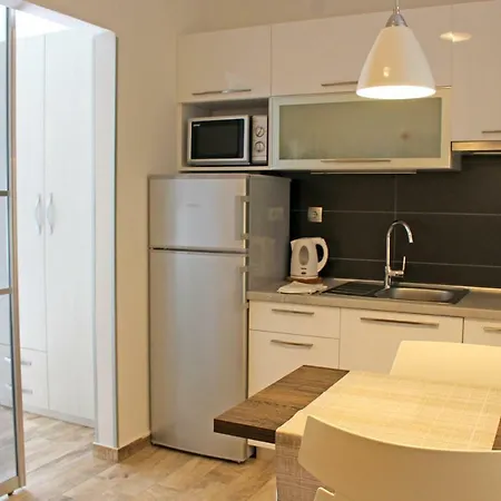 Alison Apartment Premantura